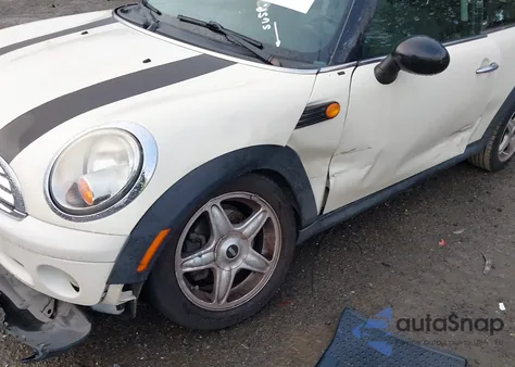 2009 Mini Cooper from USA, damaged, VIN WMWMF33599TU73882